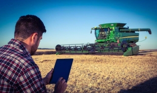 Rodrigo Bonato - Dir. do Grupo de Soluções Inteligentes (ISG) da John Deere
