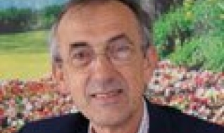Elmar Floss - Doutor em Agronomia, especialista em fisiologia e nutrição de plantas