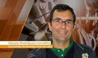 Glauco Rodrigues Carvalho - Economista da Embrapa Gado de Leite