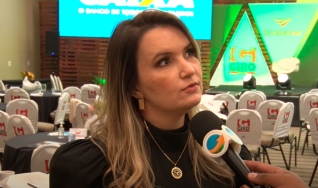 Luciana Martins - diretora executiva do Grupo Conecta