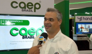 Else Nakahara e Flávio Salvadego, Coordenadora de Intercâmbio da CAEP e Diretor da CAEP