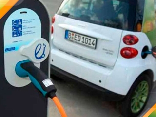 Carro elétrico 16:9