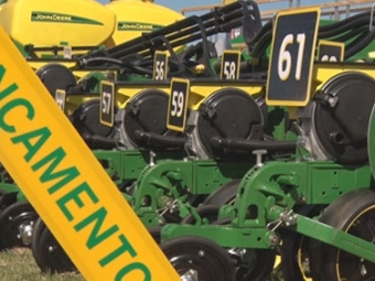 John Deere - plantadeira 61 linhas