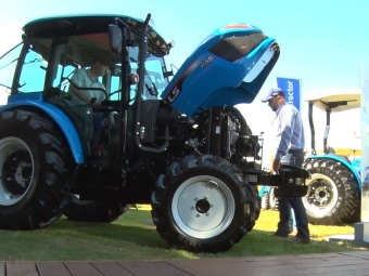 R65 LS Tracctor - Agrishow 2019