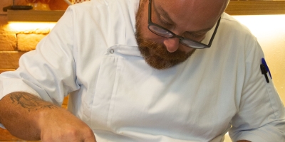 Churrasco ganha espaço como experiência gastronômica em eventos corporativos