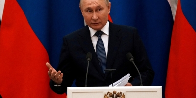 Putin visita ilha disputada próxima ao Japão, provocando a ira de Tóquio