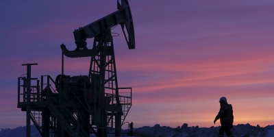 Petróleo sobe mais de 3% por temores de um novo combate entre EUA e Irã
