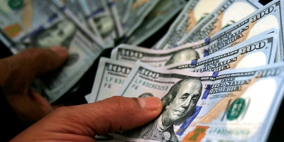 Dólar acompanha exterior e cai ante o real nesta terça-feira