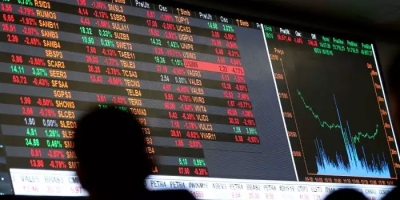 Ibovespa sobe com apoio de Petrobras