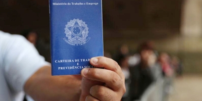 Brasil abre 72.960 vagas formais de trabalho em maio, menor saldo para o mês desde 2020
