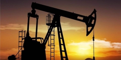 Petróleo cai 1% para mínimas de quatro meses com negociações entre EUA e Irã