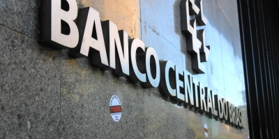 Juros para famílias sobem para 60,1% ao ano em 2025