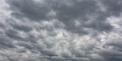 Avanço da frente fria mantém chuvas e reduz temperaturas na Região Sul