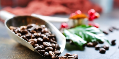 Mercado do café segue volátil e realiza lucros nesta 5ª feira (19)
