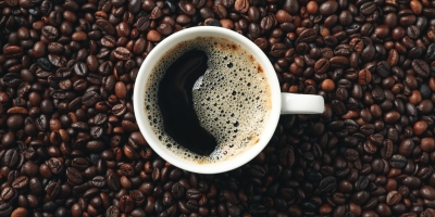 Café inicia a terça-feira com arábica em alta e robusta em baixa