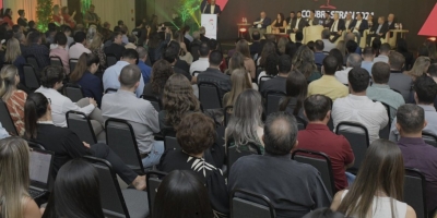 Feira AgroExperts em Boituva reúne cadeia de aves e suínos para discutir sanidade e produtividade