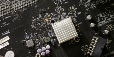 Riscos da  China e EUA fazem com que setor de chips  da UE enfrente “futuro sombrio”, diz  relatório