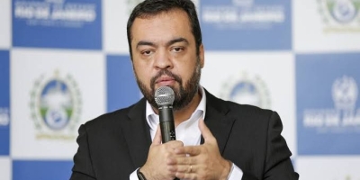 PF faz busca e apreensão contra ex-governador do Rio Cláudio Castro, dizem fontes; defesa nega
