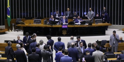 Câmara aprova medida que amplia crédito às exportações