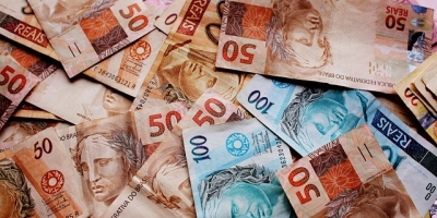 Brasil tem fluxo cambial positivo de US$9,291 bi em abril, diz BC
