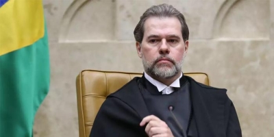 Pressionado, Toffoli deixa relatoria do caso Master e Supremo valida atos praticados pelo ministro