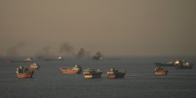 EUA atacam o Irã em resposta ao ataque a um navio cargueiro no Estreito de Ormuz
