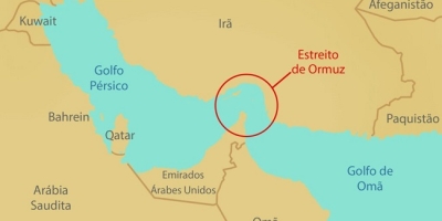 Menos embarcações passam pelo Estreito de Ormuz após EUA retomarem bloqueio