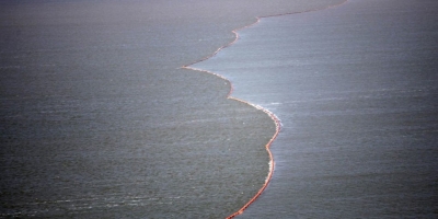Vazamento de petróleo no Golfo Pérsico caminha para se tornar o pior em anos, alertam agências