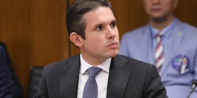 Na CNN: Hugo pediu a Vorcaro empréstimo do Master à empresa de cunhada, diz jornal