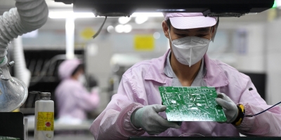 Atividade industrial da China registra melhor trimestre desde o final de 2020, mostra PMI privado