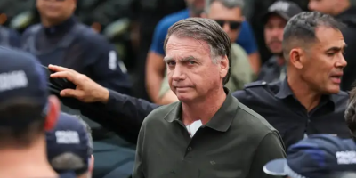Jovem Pan: Defesa de Bolsonaro pede a Moraes que filhos o visitem no dia dos pais