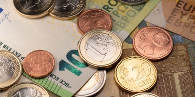Inflação na zona do euro cai mais do que o esperado e reforça argumentos do BCE a favor de paciência