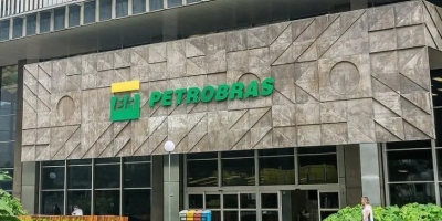 Petrobras diz que vendeu combustível de aviação sustentável produzido com óleo da Bunge
