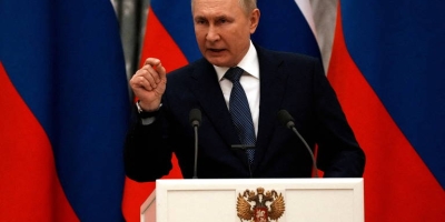 Putin ordena que governo russo ajude na reconstrução de depósitos destruídos por ataques ucranianos