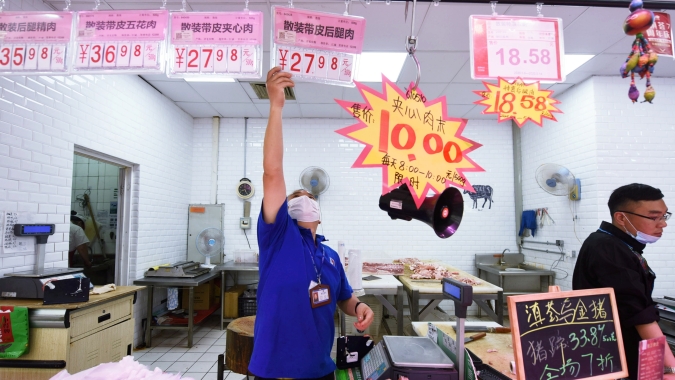 Inflação ao consumidor desacelera na China mas perspectiva ainda é de preços elevados