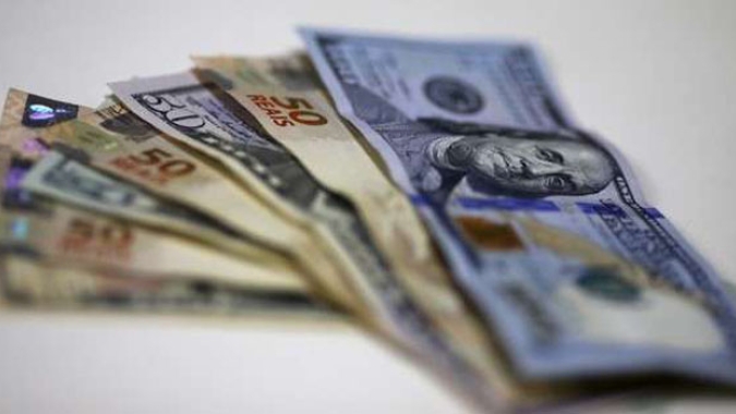 BC irriga mercado com US$1,2 bi em dois leilões de swap cambial tradicional