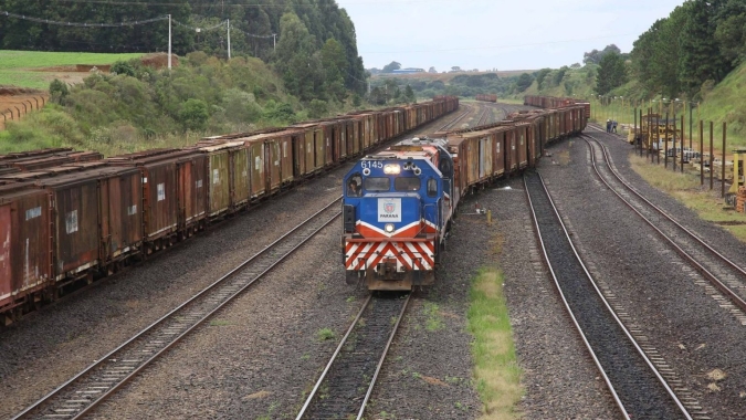 Nova Ferroeste deve iniciar operações com transporte de 26 milhões de toneladas de carga
