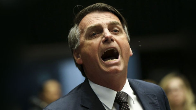 Reuters: Bolsonaro diz que país sofre com inflação, mas não tem desabastecimento