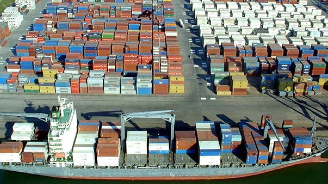 Exportações da China têm alta inesperada, mas economistas alertam para fraqueza à frente