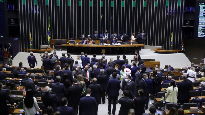 Câmara conclui votação da PEC Emergencial, que deve ser promulgada sem voltar ao Senado