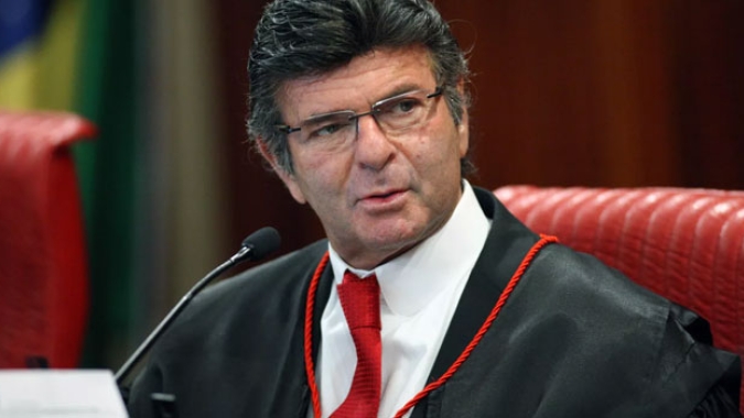 Em volta do STF, Fux pede lealdade à Constituição por eleições sem incidentes