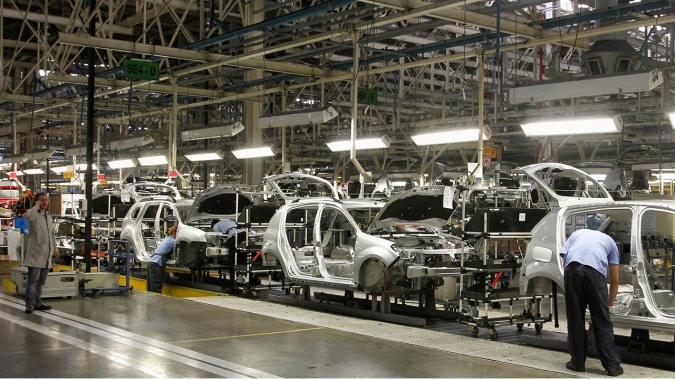 CNI: alta na produção e no emprego mostram aquecimento da indústria