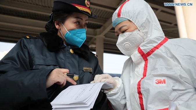 China constrói novos hospitais para combater coronavírus