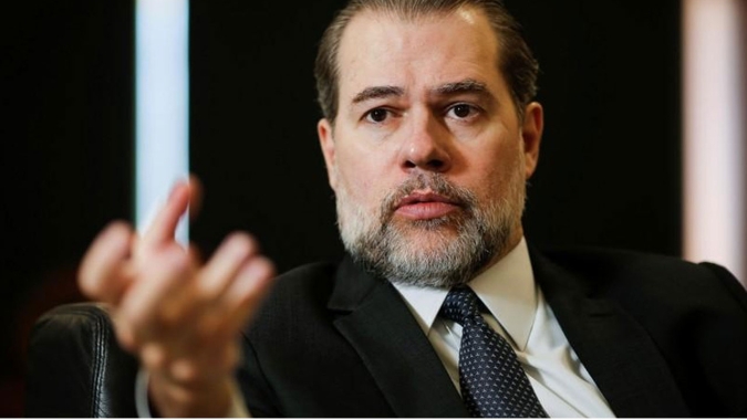 Presidente do STF, Dias Toffoli, é hospitalizado para drenar abscesso, tem sinais que sugerem infecção por Covid-19