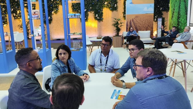 Em Congresso Brasileiro, Programa Fitossanitário da Soja da Aiba participa de reuniões técnicas
