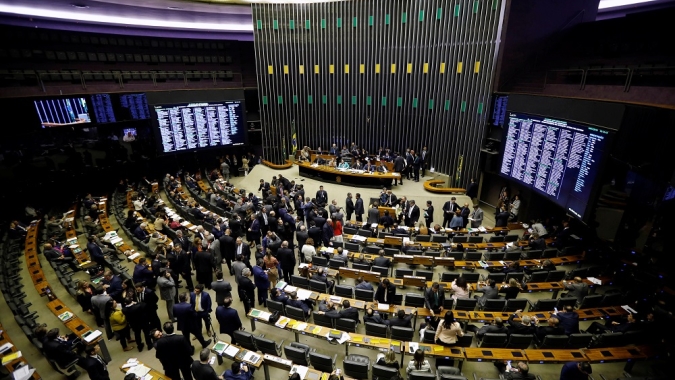 CAE do Senado aprova projeto que proíbe cobrança de serviços bancários não utilizados