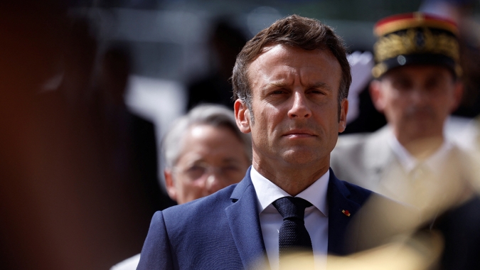 Colapso do governo provoca maior queda das ações francesas em mais de um mês