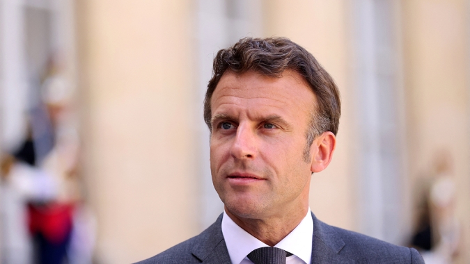 Presidente da França, Macron parabeniza Trump por vitória nos EUA