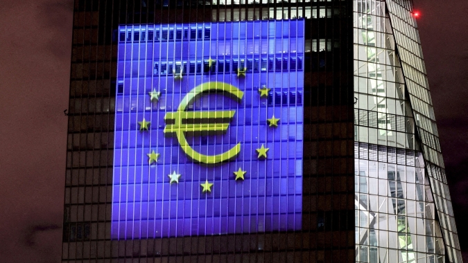 BCE precisa de "quantidade crítica de dados" antes de elevar os juros, diz Villeroy