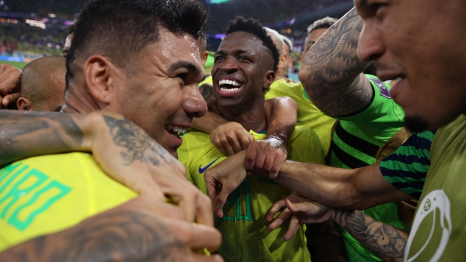 Brasil vence Suíça com gol de Casemiro no fim e garante vaga no mata-mata da Copa do Mundo